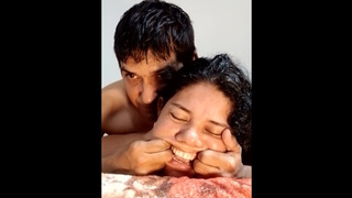 Esposa leche en los dientes