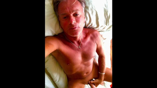 UltimateSlut Christophe masturbates PORN STAR